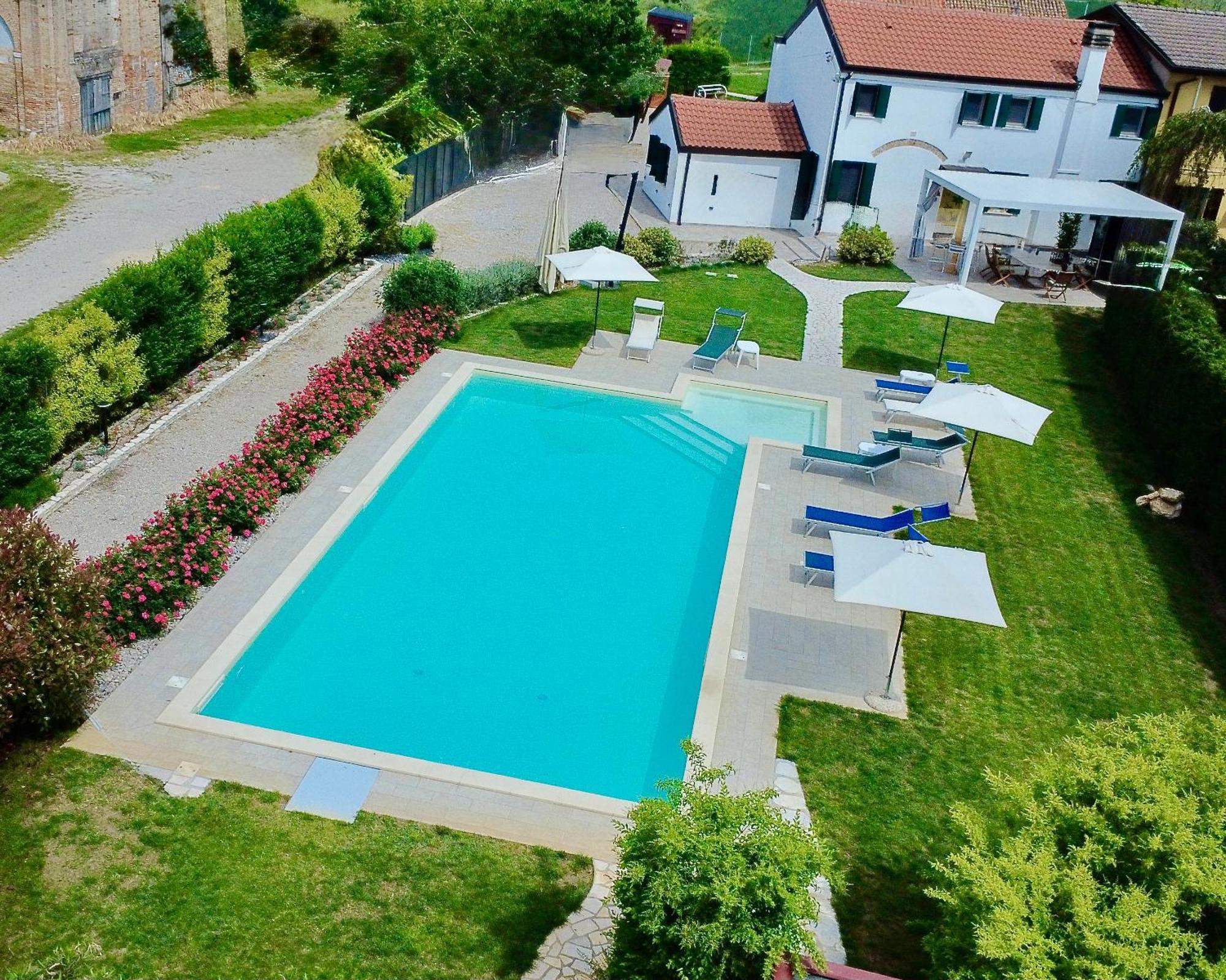 Adria Bnb Exterior photo